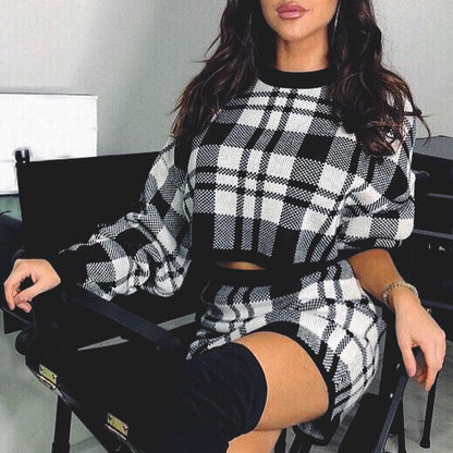 Women's Tracksuit Set - Elegant Two Piece Outfit with Plaid Sweater and Crop Top Skirt