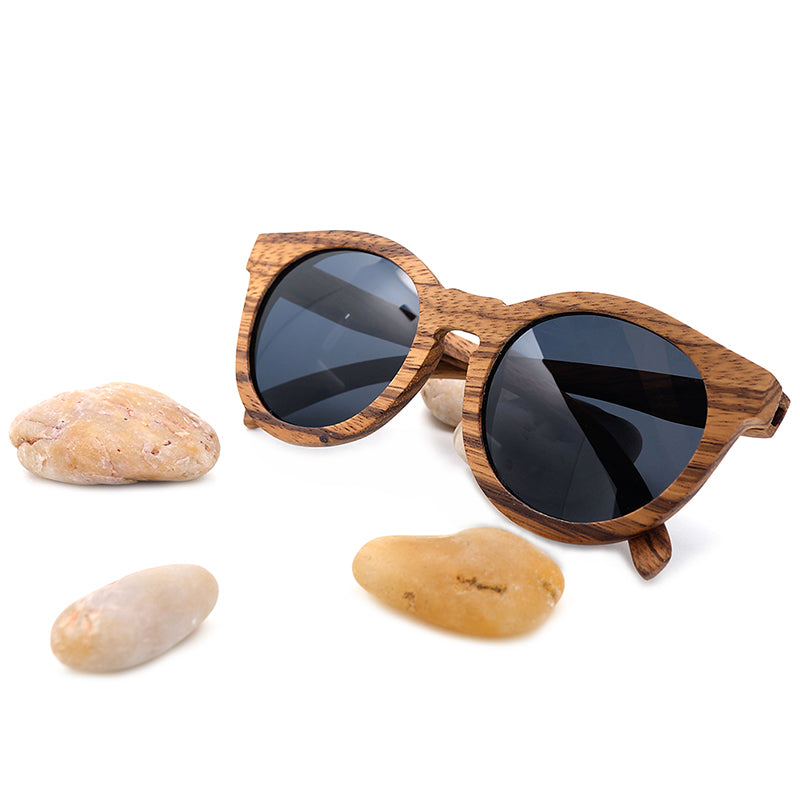 Wooden Men's Sunglasses – Eco-Friendly Full Frame Shades With UV Protection