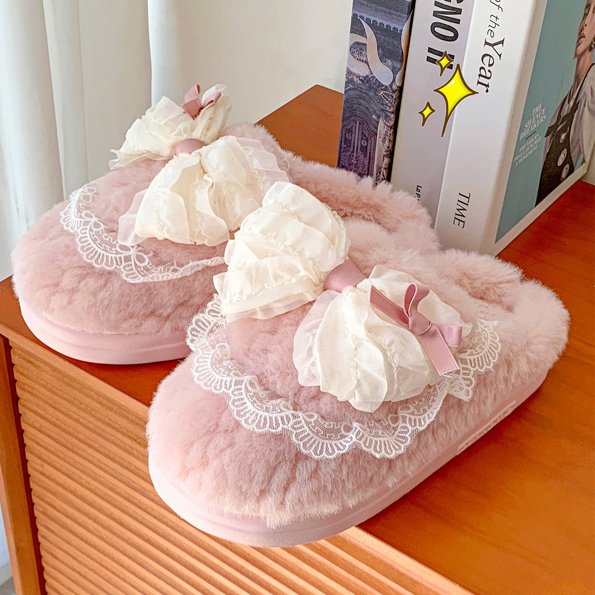 Plush Slippers – Warm Indoor Slippers With Soft Artificial Insoles