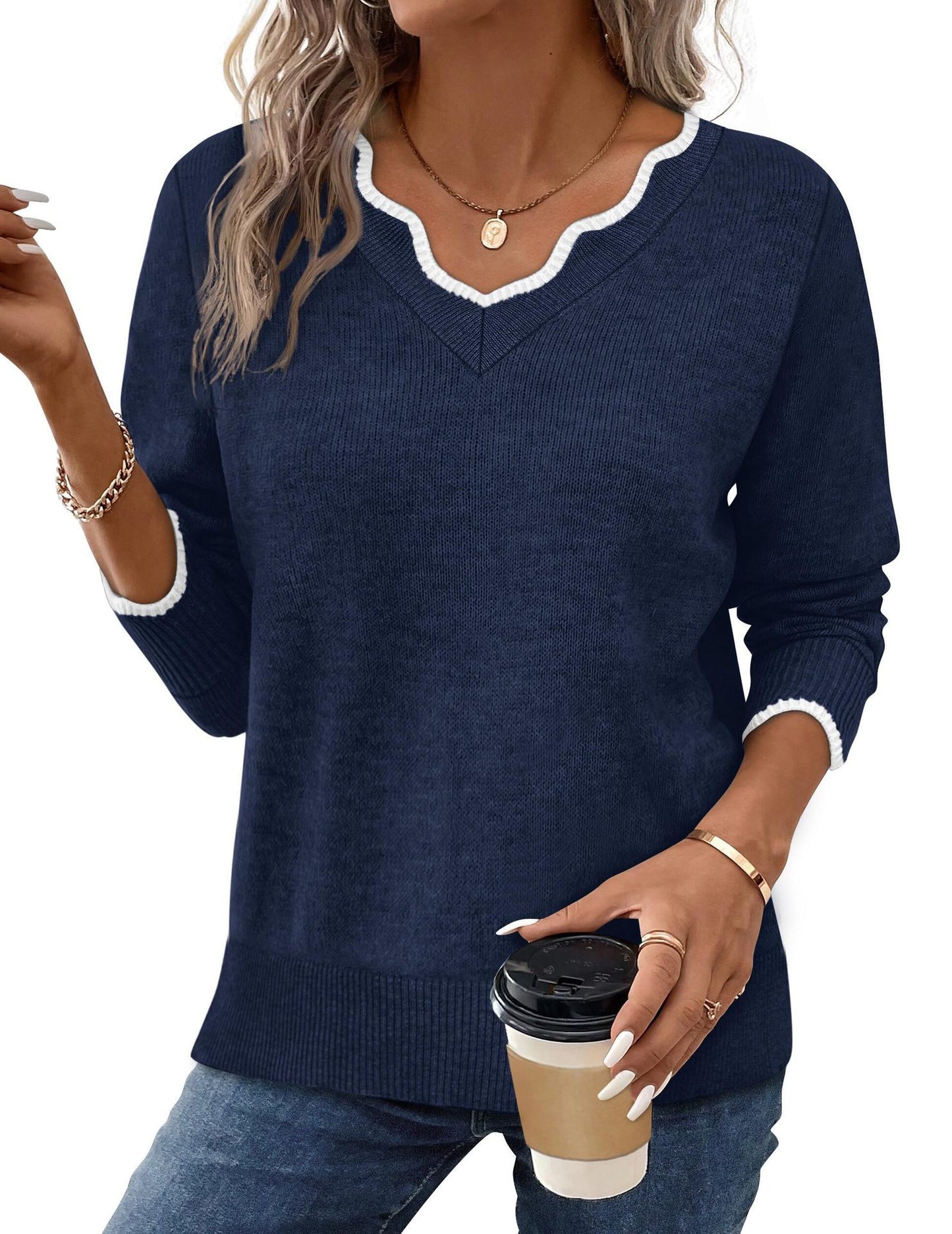 A Fashionable And Versatile Women's Pullover Top