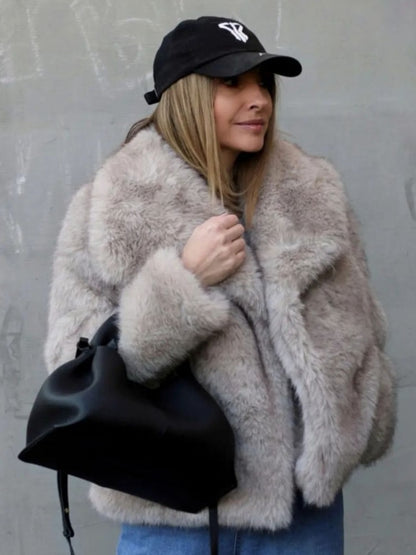 Winter Plush Coat – Thick Warm Coat With Fluffy Lapel Jacket Design
