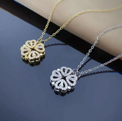 Four Leaf Clover Necklace – Retro Magnetic Folding Heart Shaped Pendant Jewelry