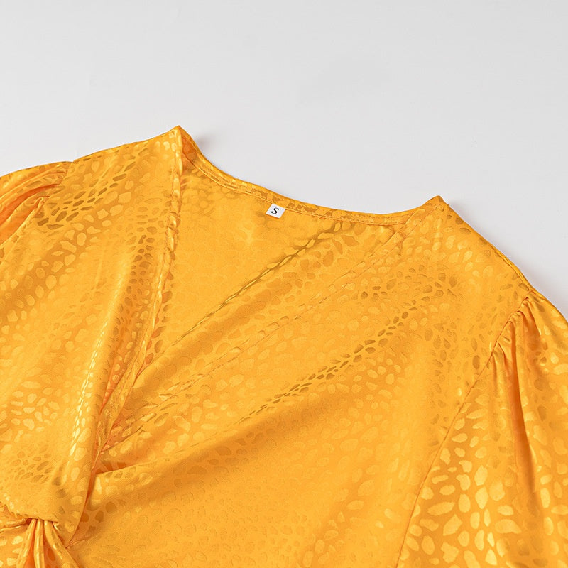 Three-color Cross Short-sleeved V-neck Shirt