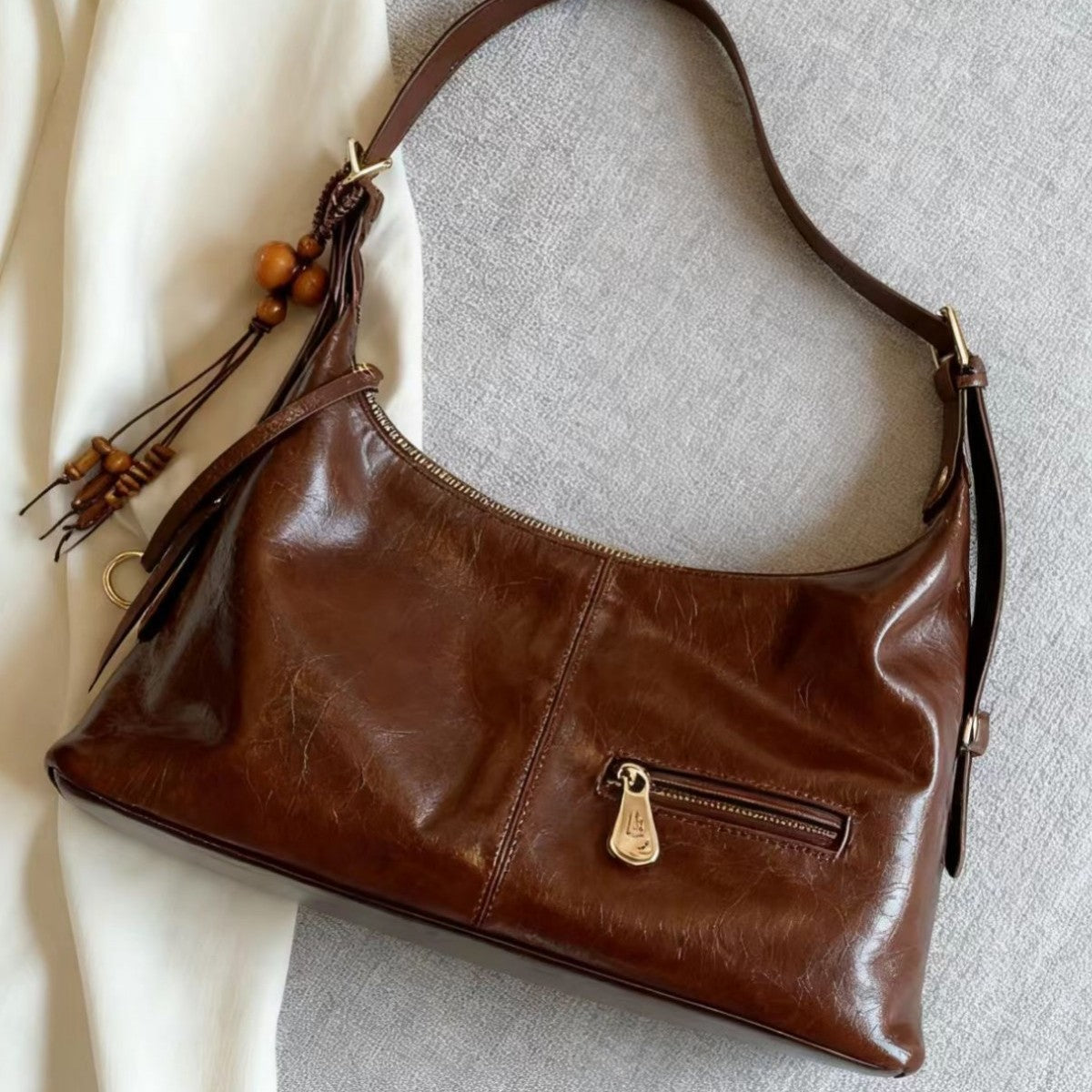 Sugar brown women's large PU leather tote bag with front zipper pocket and wooden bead tassels