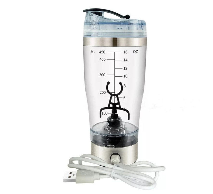 450ml white USB rechargeable electric protein shaker bottle with clear lid and measurement markings
